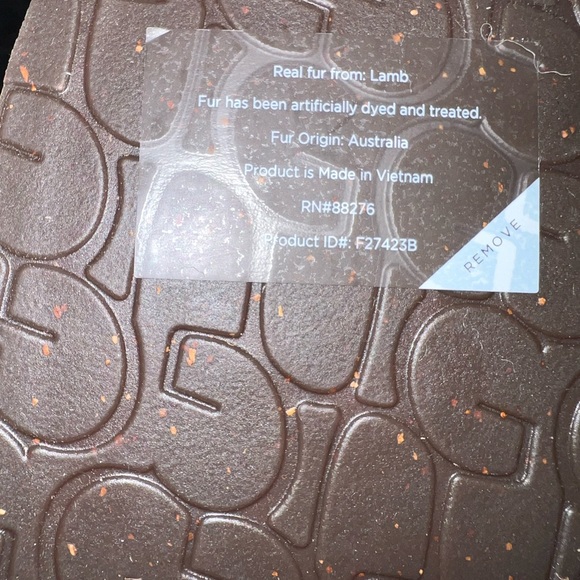 Ugg Scuffette II in Chestnut Size 7 New in box - Picture 16 of 16